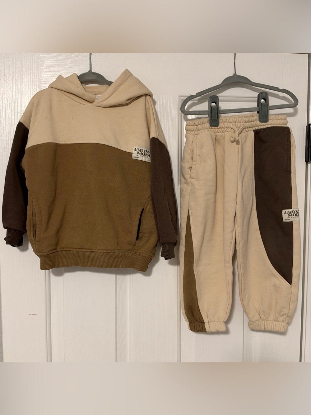 Zara Kids Toddler Colorblock Zip Sweatshirt Sweatpants Jogger Set 4 years